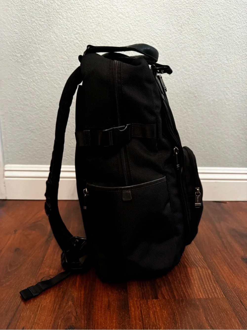 Tumi versatile backpack